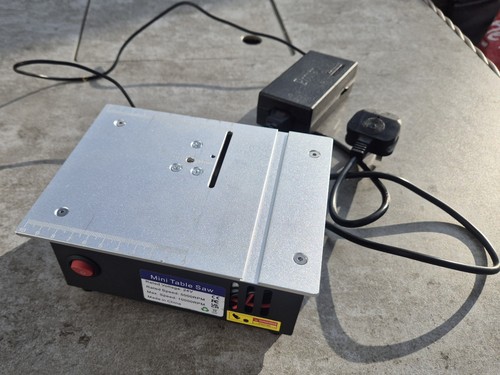 Desktop micro table saw - micro,
